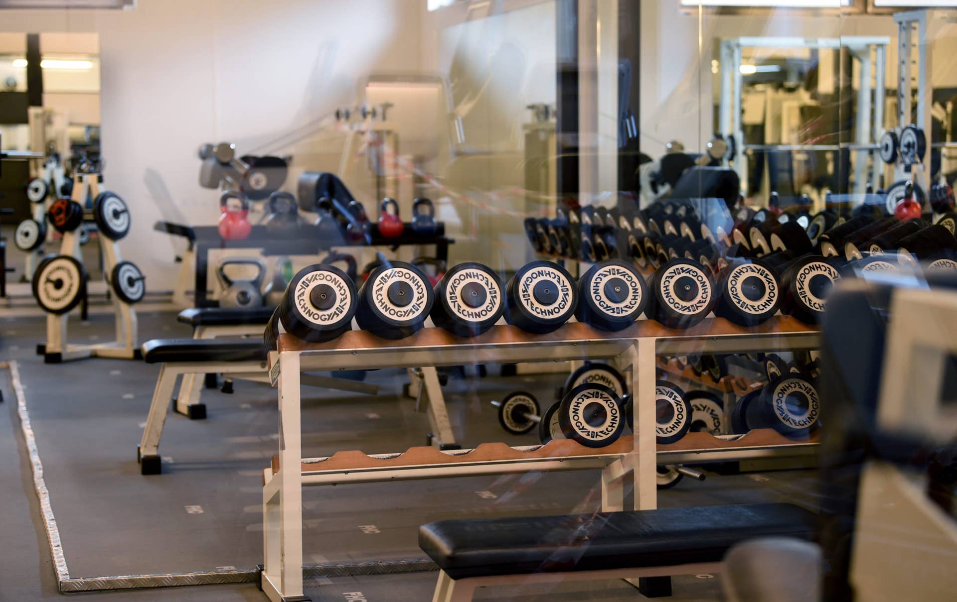 Bodybuilder Dead At 44 After Collapsing Mid-Workout - The Spun