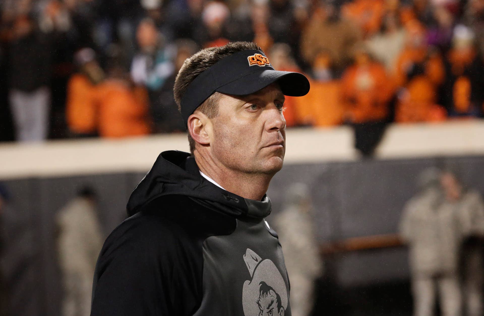 Mike Gundy Apologizes For Harsh Comments About Oklahoma State Fans ...