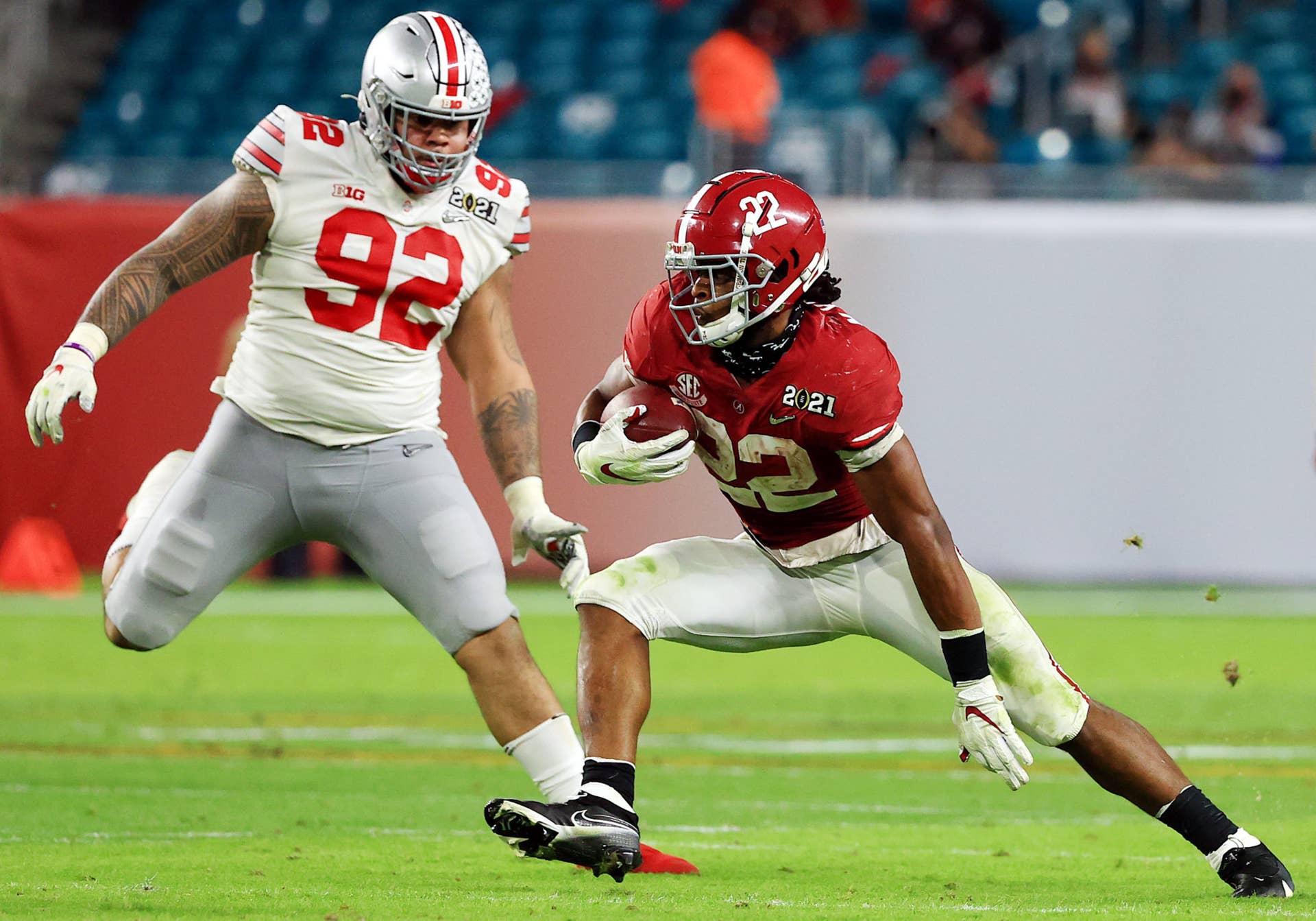 Report: New College Football Playoff Model Would Guarantee Big Ten, SEC ...
