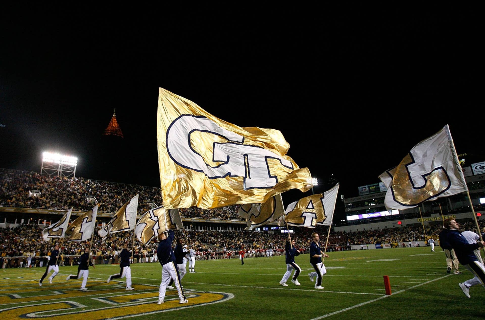Georgia Tech Hand Sign Georgia Tech Yellow Jackets - The Spun