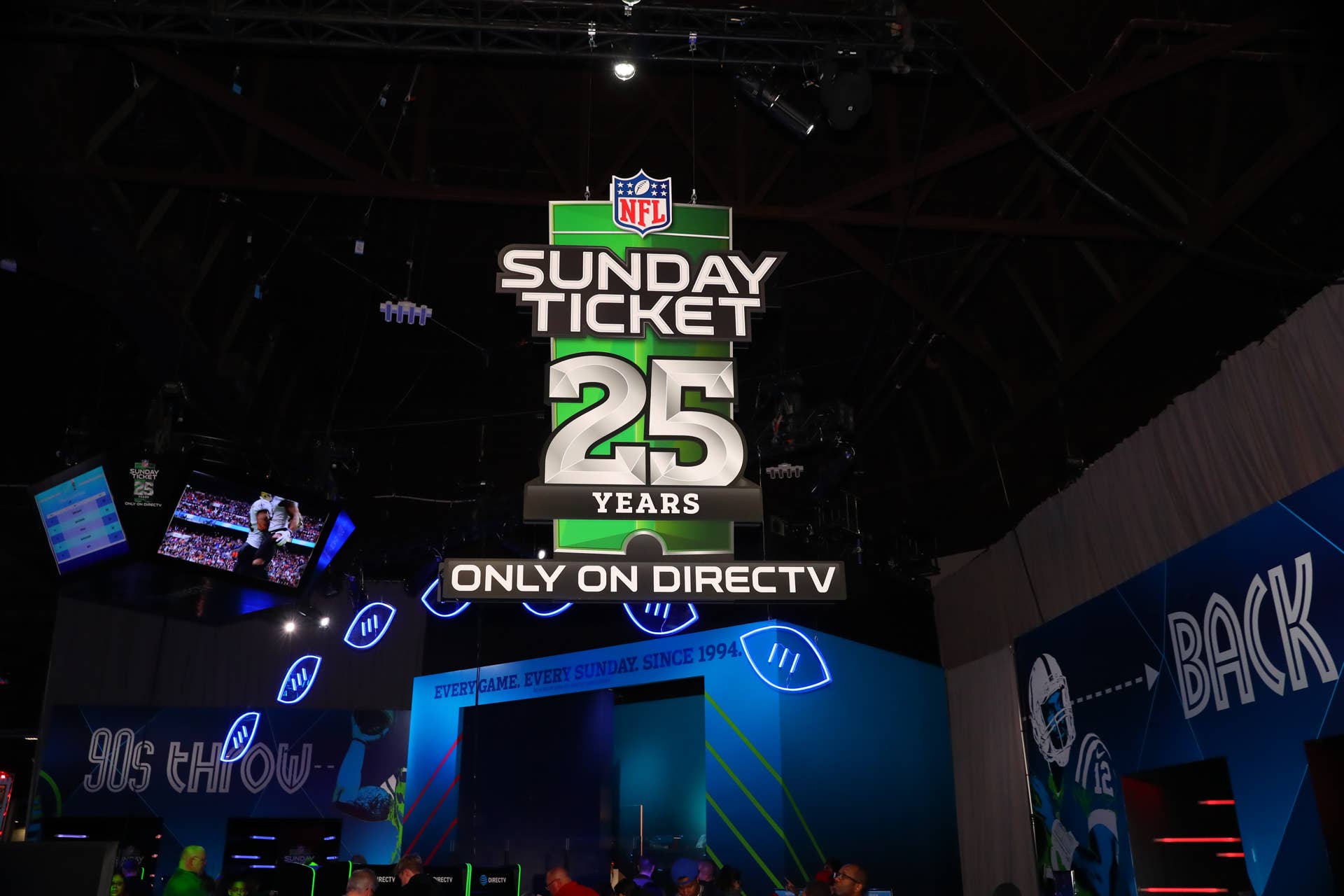 NFL Sunday Ticket Has Annoying Problem Fans Are 'Begging' Them To Fix ...
