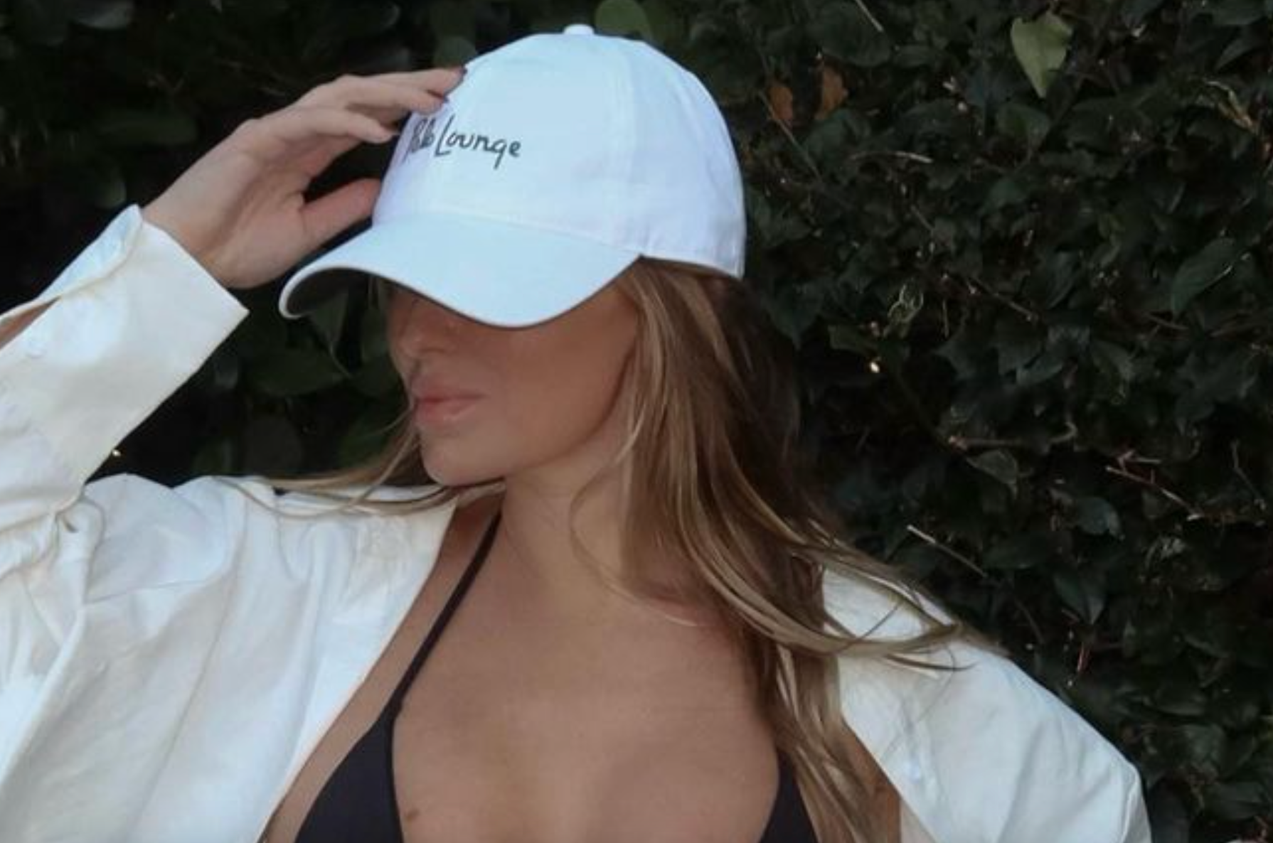 Paulina Gretzky Goes Viral For 'Stunning' Lingerie Photo - The Spun Paulina Gretzky Goes Viral For 'Stunning' Lingerie Photo - The Spun
