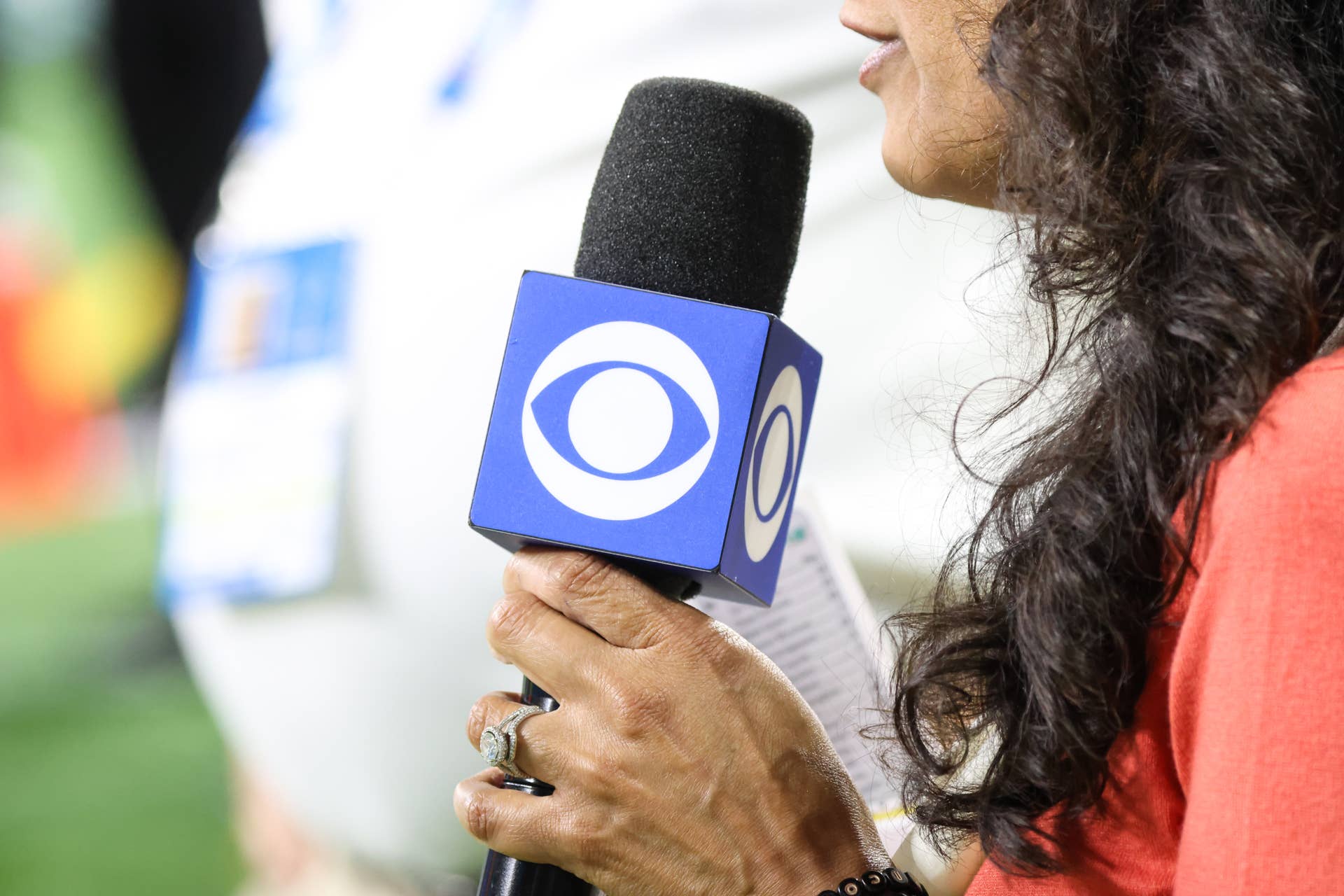 NFL Fans 'Not Happy' With CBS's Sideline Reporting Sunday