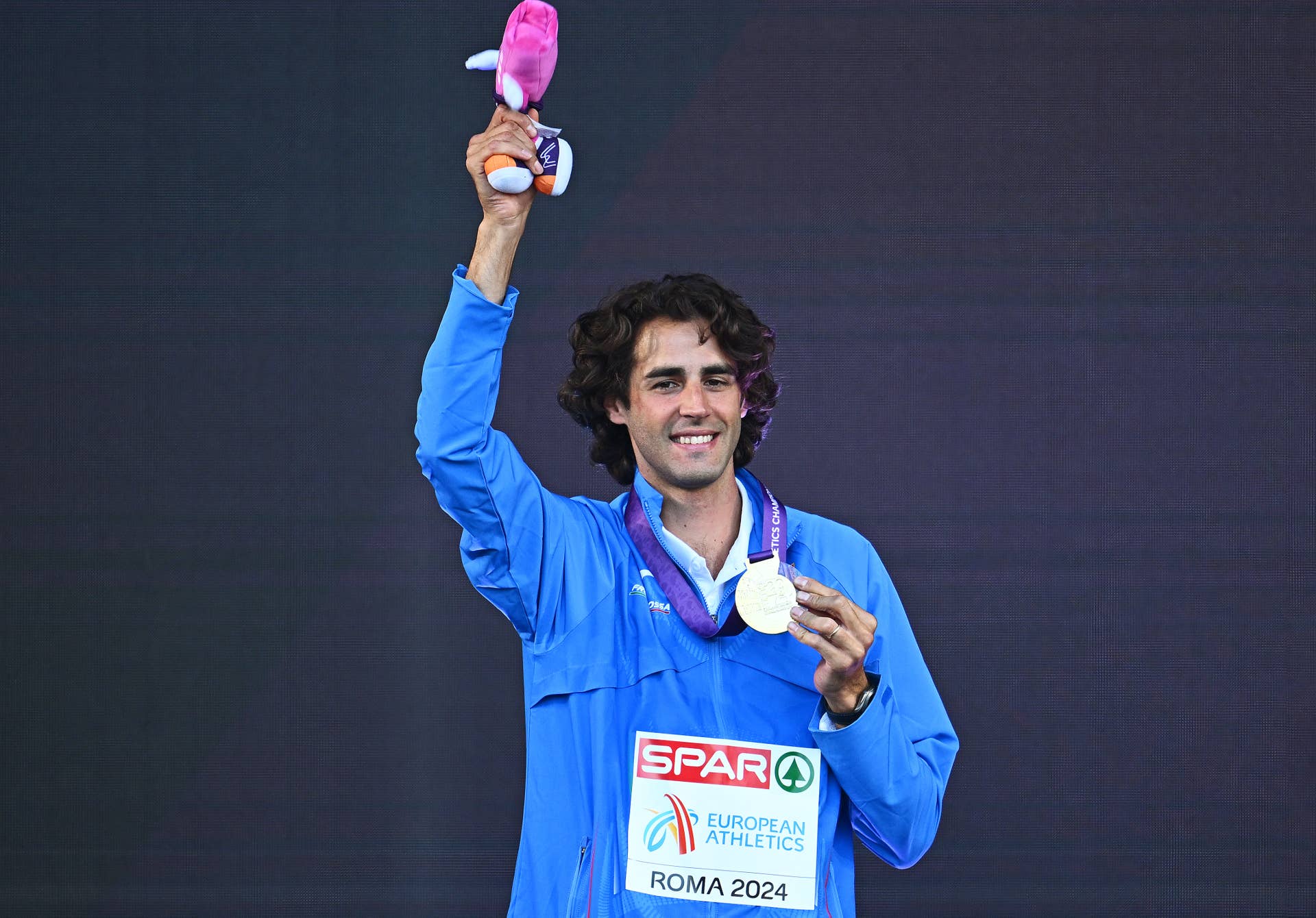 Olympic Flagbearer Lost His Wedding Ring On Opening Ceremony Boat - The ...