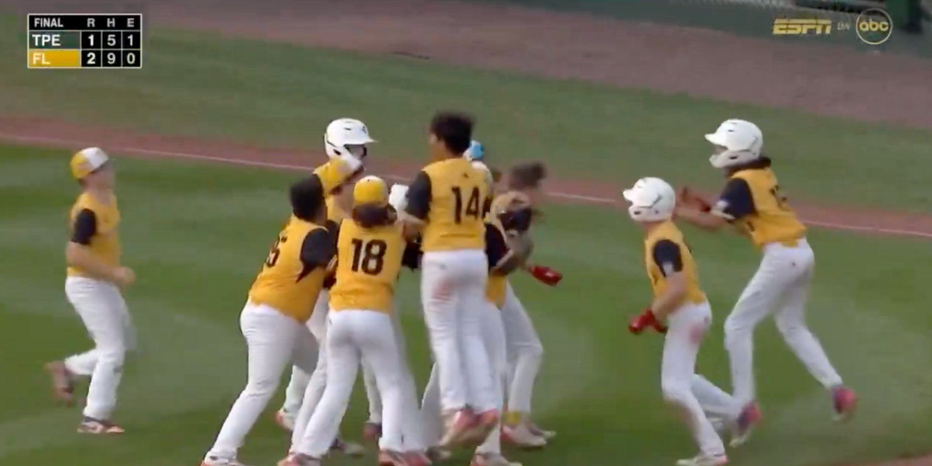 Everyone Loved Awesome Display Of Sportsmanship In LLWS Final Sunday ...