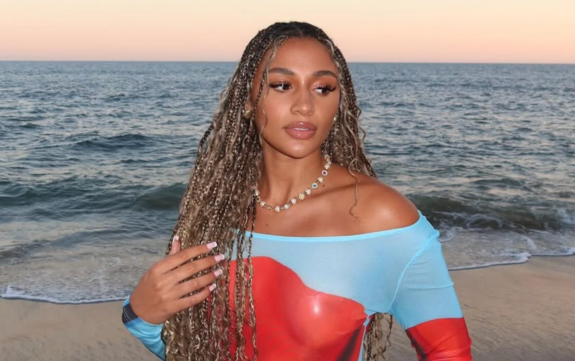 Bryce Young's Ex-Girlfriend Turns Heads With 'Stunning' Swimsuit Photo ...
