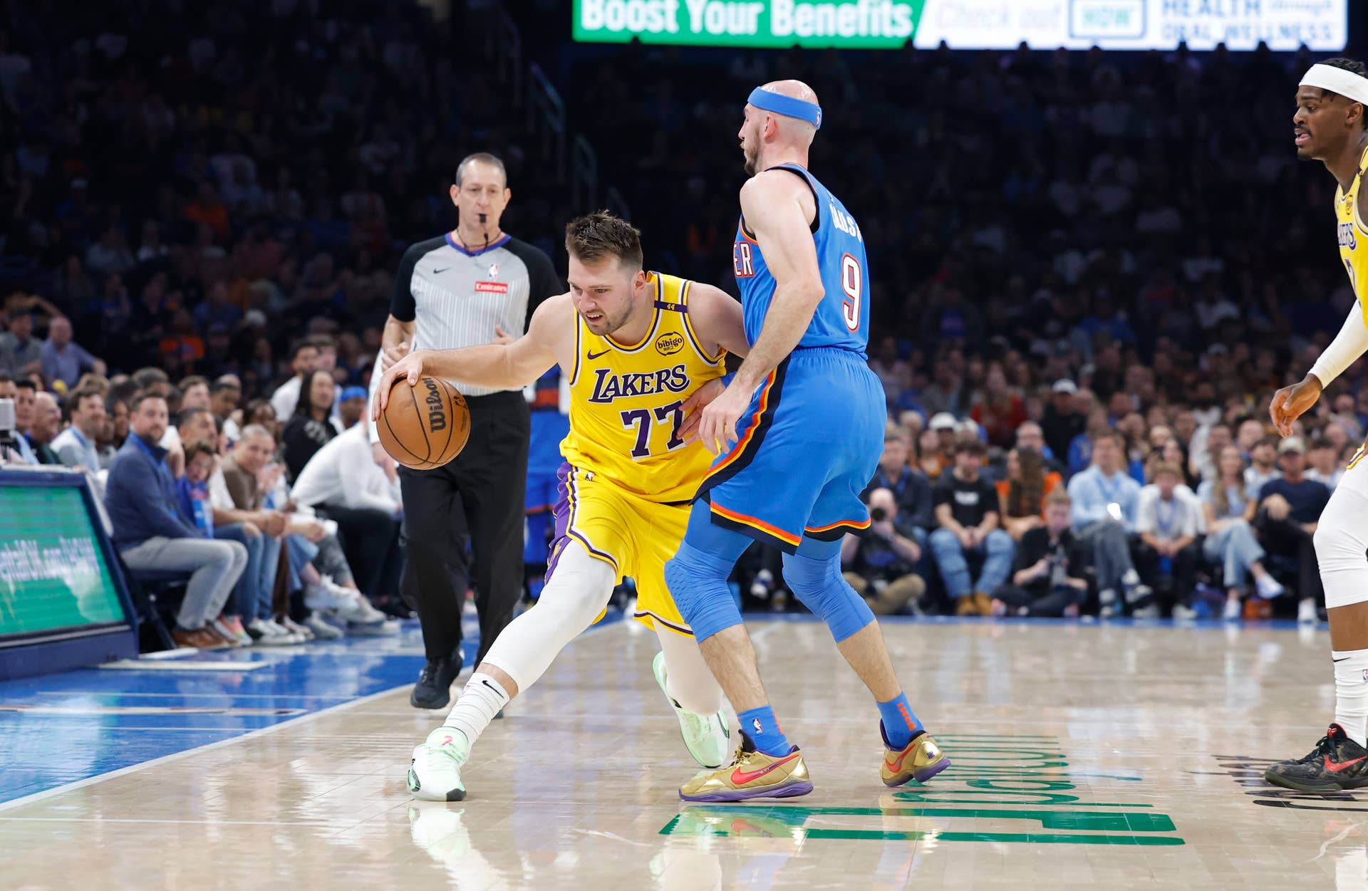 NBA Fans Want Referee Investigated For 'Rigging' Lakers Game - The Spun