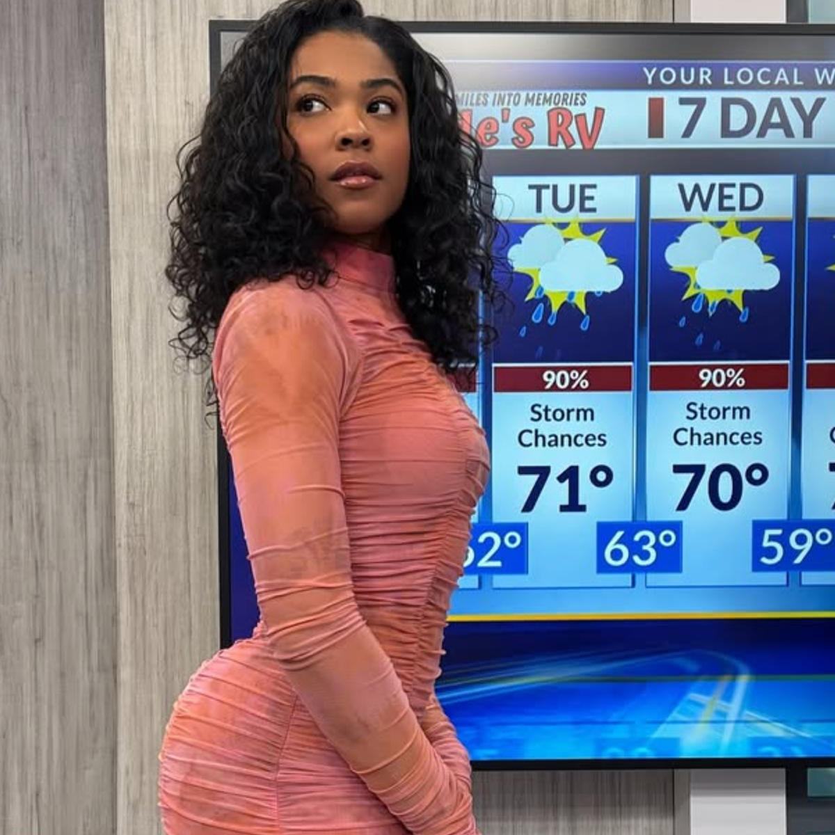 who dresses the ladies on the weather channel Gorgeous' Girl Grabs Attention With Viral Broadcast 060222