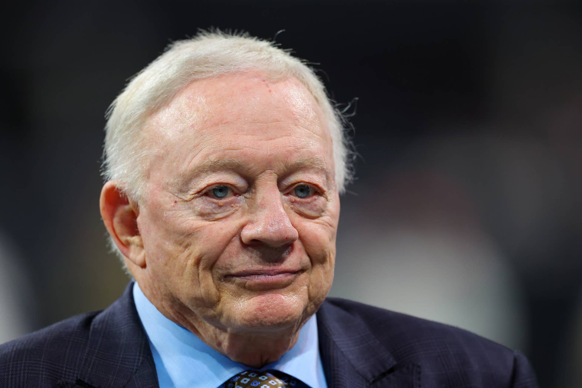 Jerry Jones Announces Decision On Future Of Cowboys Quarterback - The Spun