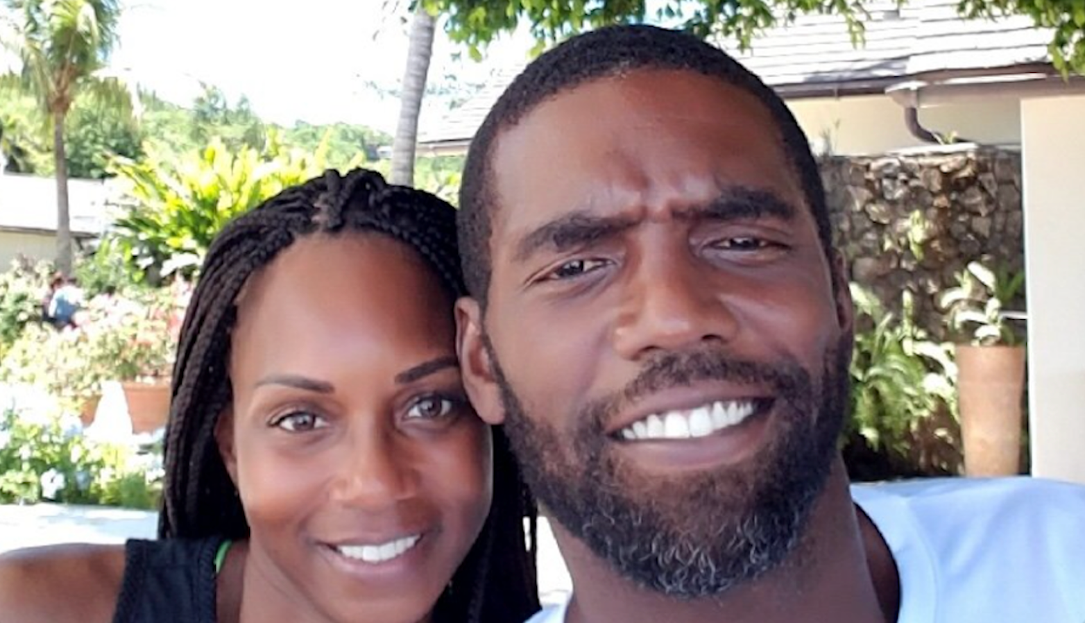Prayers Pouring In For Wife Of NFL Legend Randy Moss - The Spun