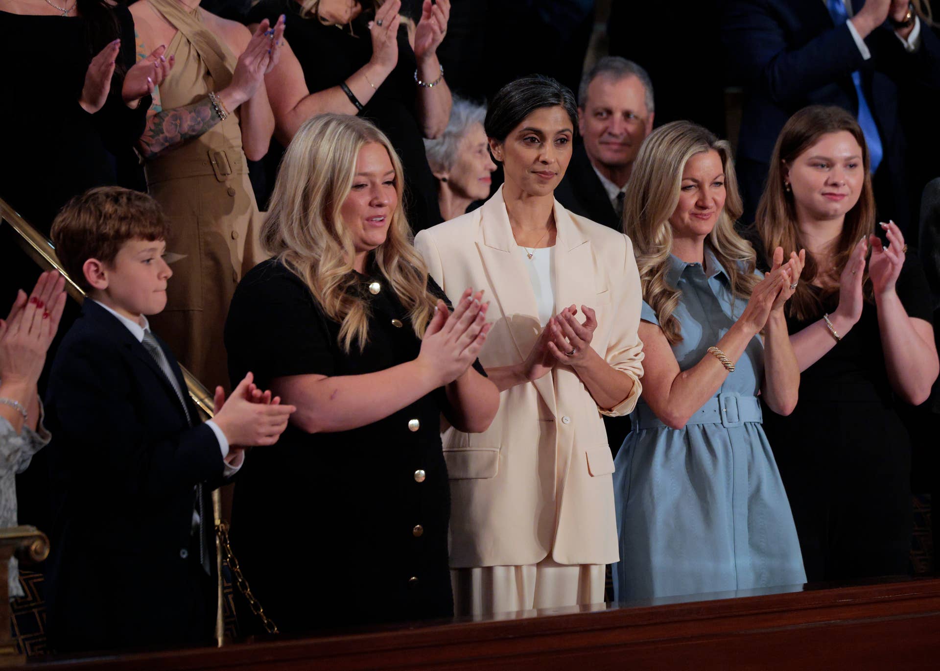 White House Press Secretary Turns Heads With Her Green Outfit - The Spun