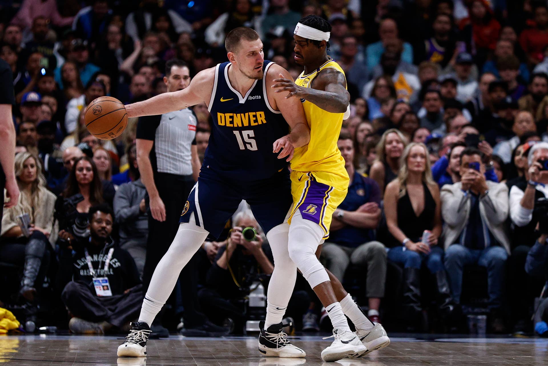 NBA Fans Want Refs Fired After 'Ruining' Lakers Game With Awful Missed ...