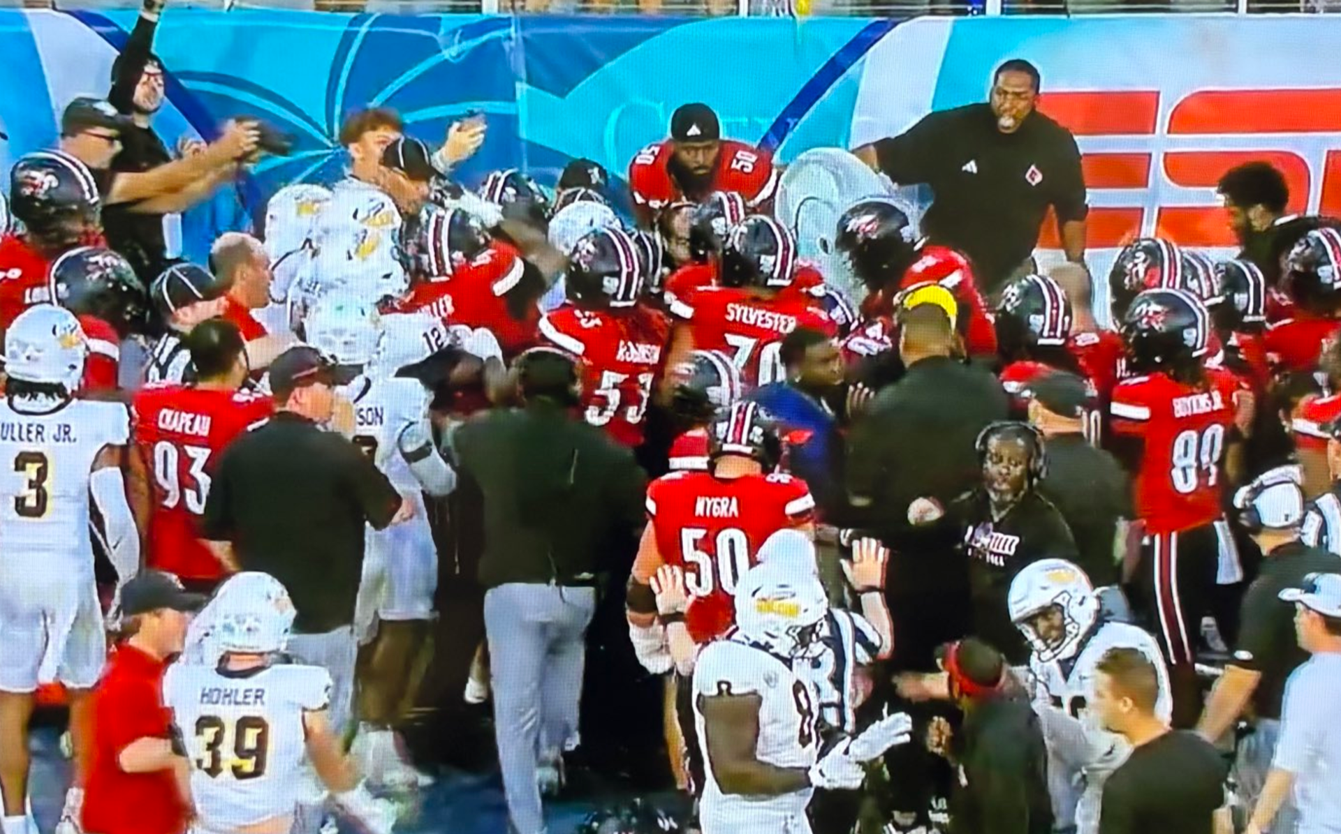 Massive Brawl Breaks Out During College Football Bowl Game Tuesday ...