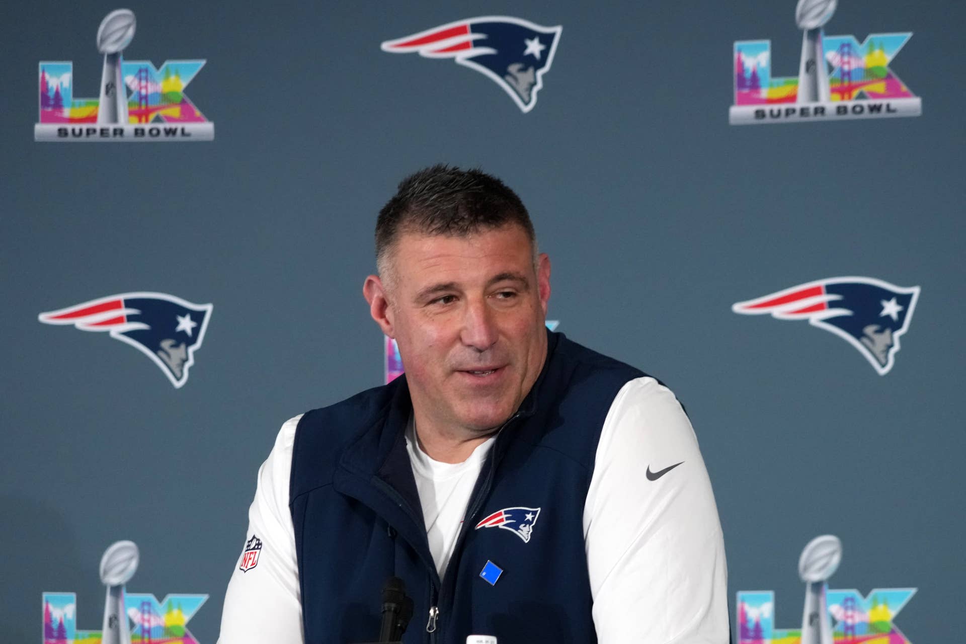 Mike Vrabel Skipping Press Conference Amid Dianna Russini Situation - The Spun