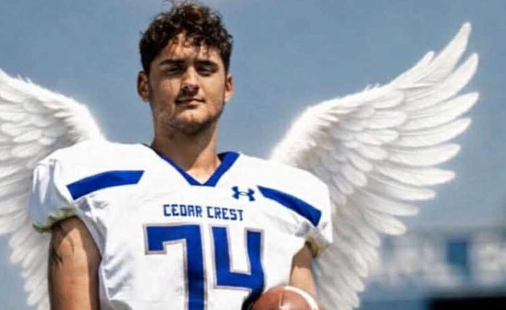 High School Football Star Dies 'Suddenly' In His Sleep At 18 - The Spun