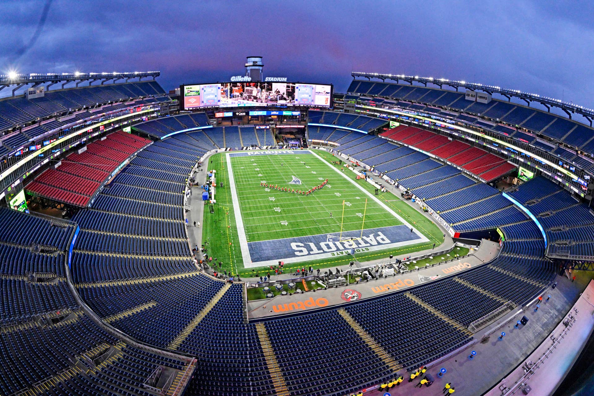 Genrel Howe Longtime NFL Insider Jeff Howe Stepping Away With Health Issue - The Spun