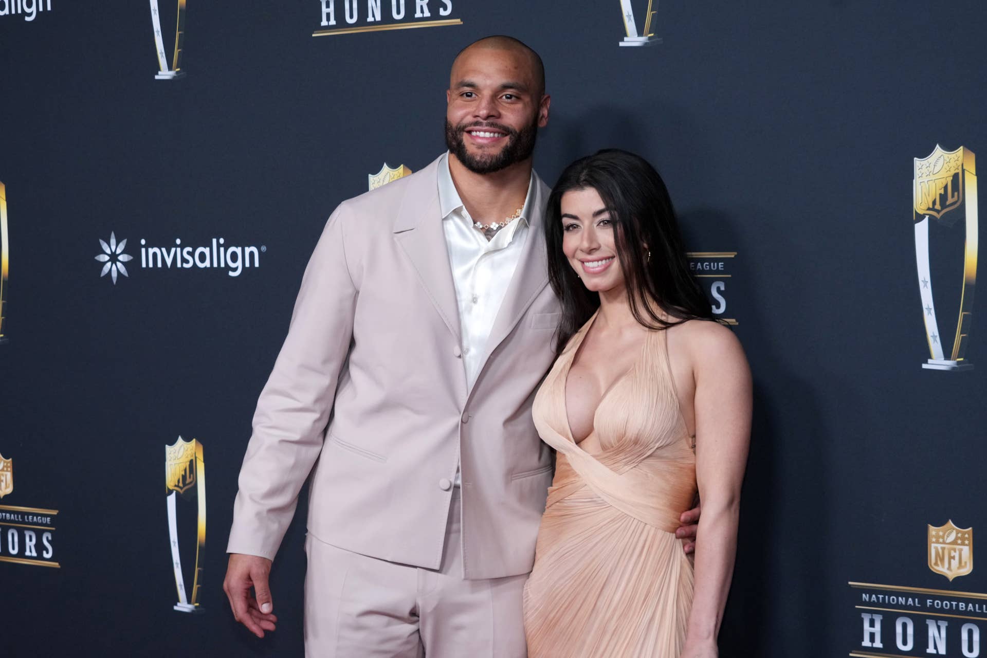 Dak Prescott đưa ra quyết định cuối cùng về biệt thự ở Texas sau khi chia tay vị hôn thê - The Spun
