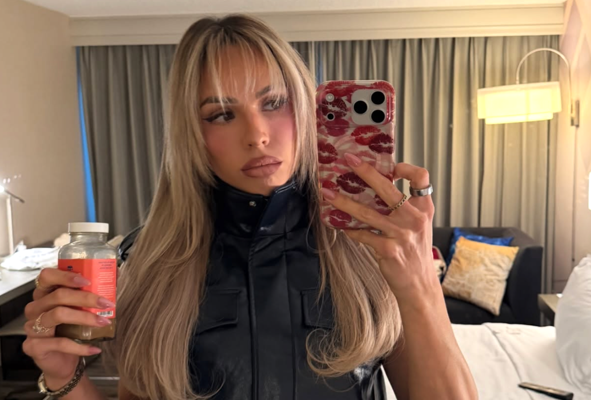 WWE Star Maxxine Dupri Shares Breathtaking Swimsuit Photo - The Spun