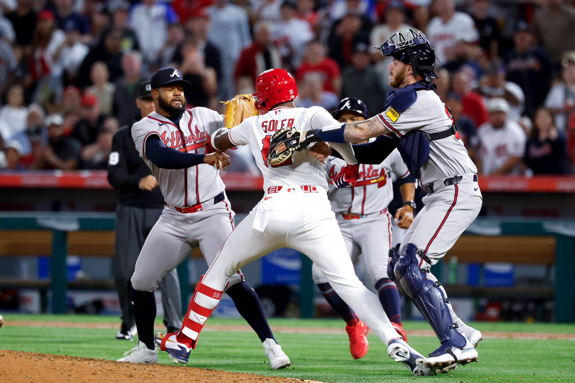 Soler Star Braves Manager Tackled Angels Star Jorge Soler In Wild Brawl - The Spun