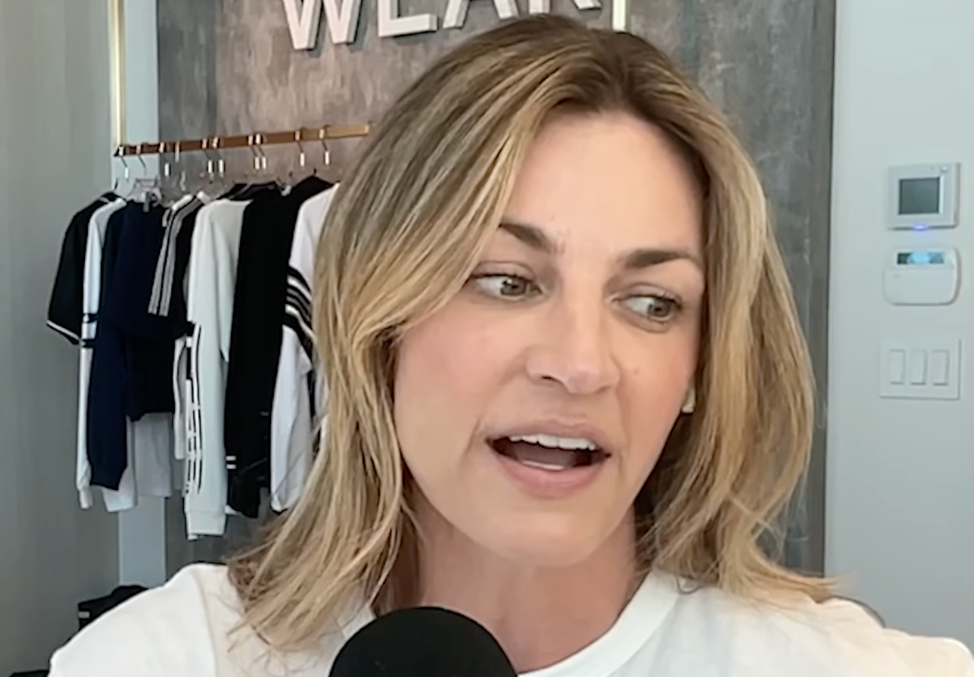 Erin Andrews Makes Pregnancy Goal Announcement at 47