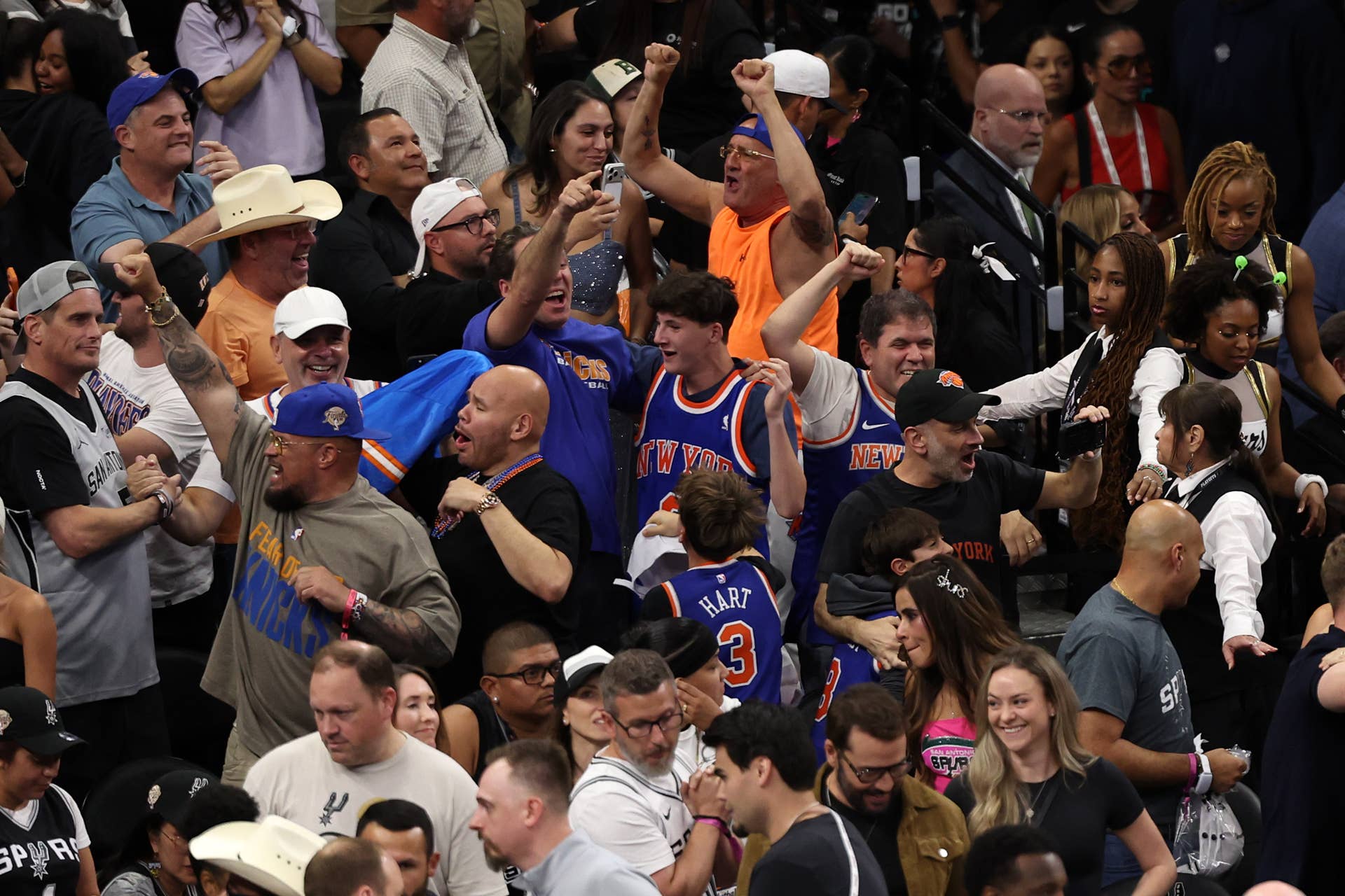 Nba Front Row Fans Are Knicks Fans Banned From Game 5? Spurs Ownership Makes Final ...