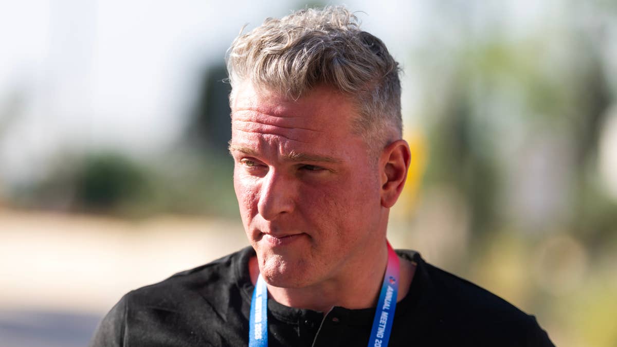NFL Fans Annoyed By ESPN's Plans For Pat McAfee Alt-Cast - The Spun