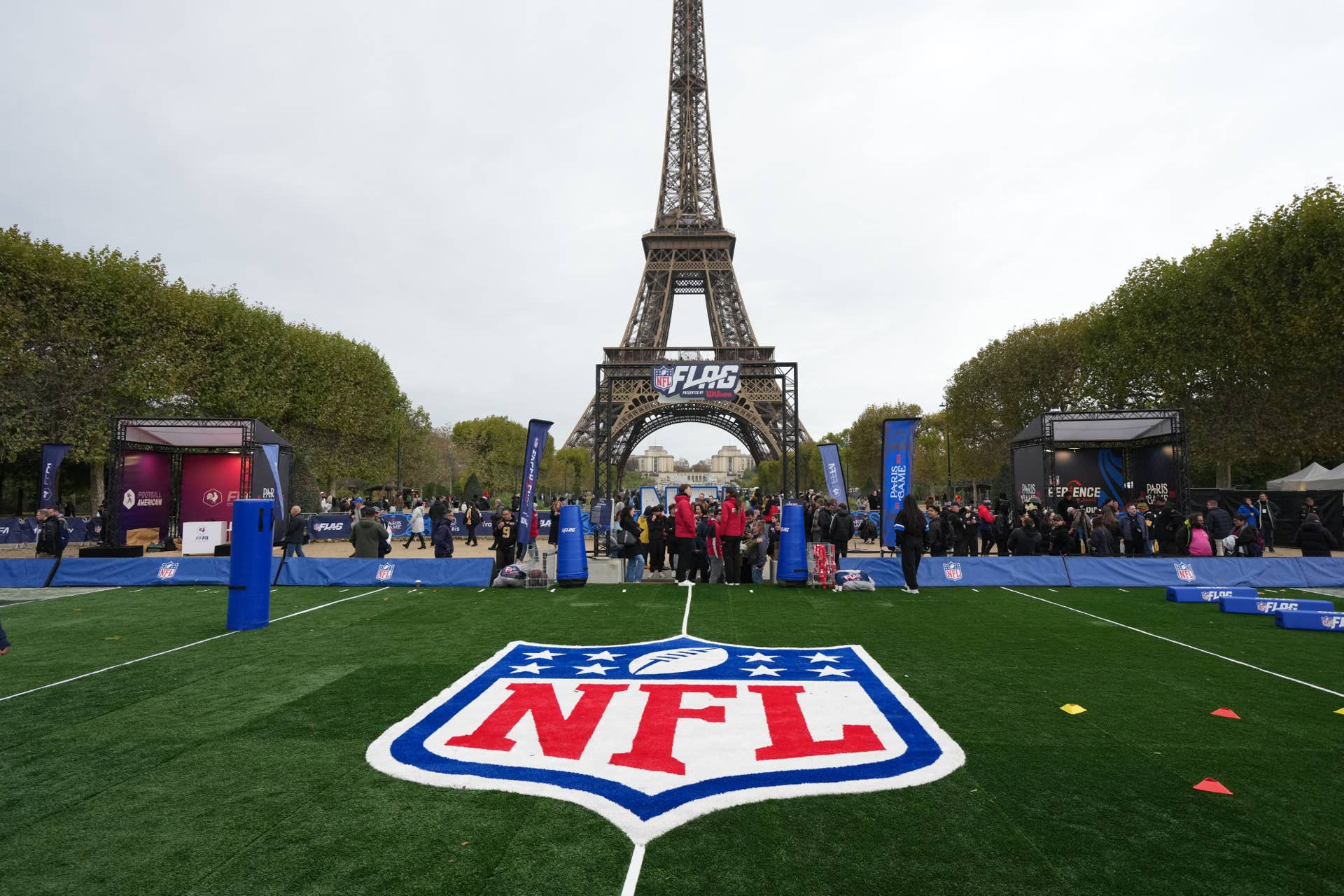 Nfl Cities NFL Fans Ripped Food Options At Sunday's Game In Paris - The Spun