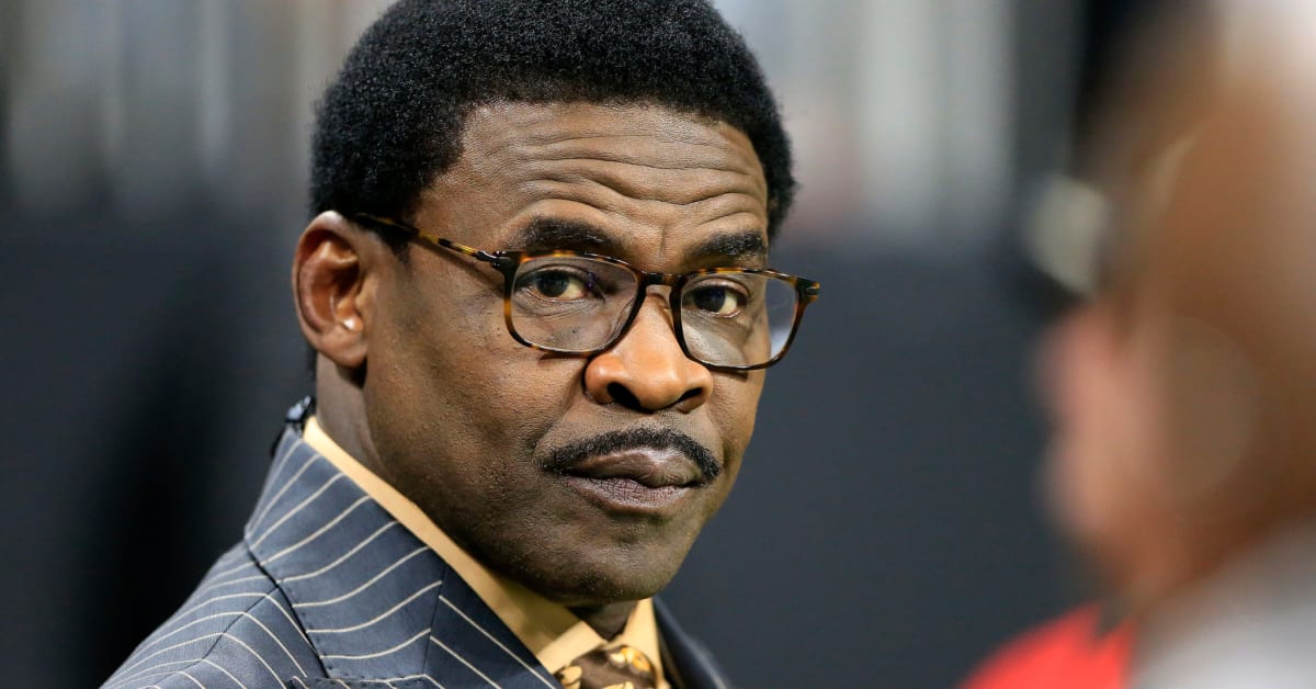 Look: Michael Irvin Had Unfortunate Wardrobe Mistake Sunday - The Spun:  What's Trending In The Sports World Today