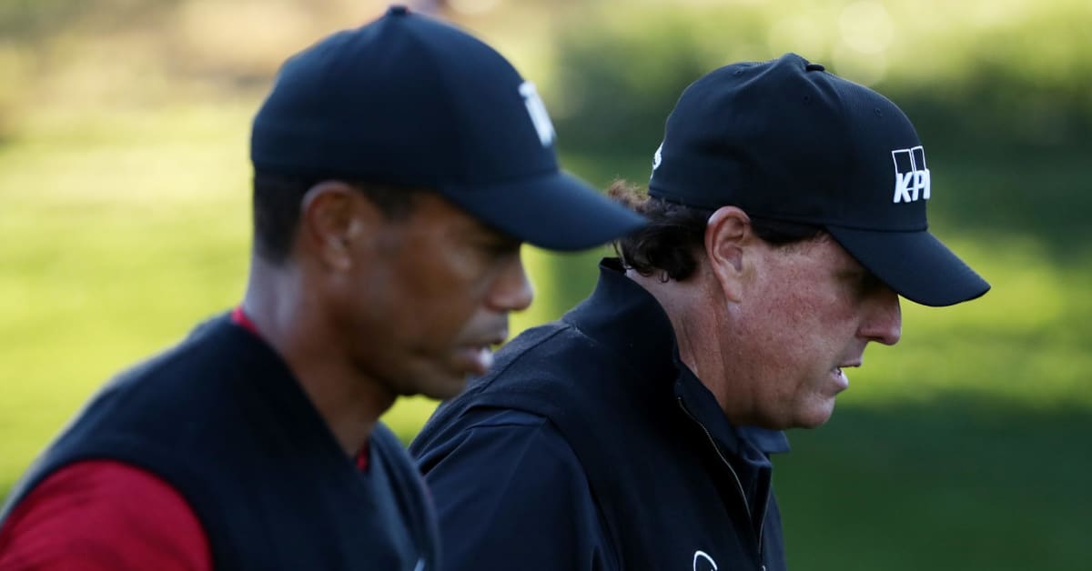 Look Tiger Woods Reacts To The Phil Mickelson Controversy The Spun What S Trending In The