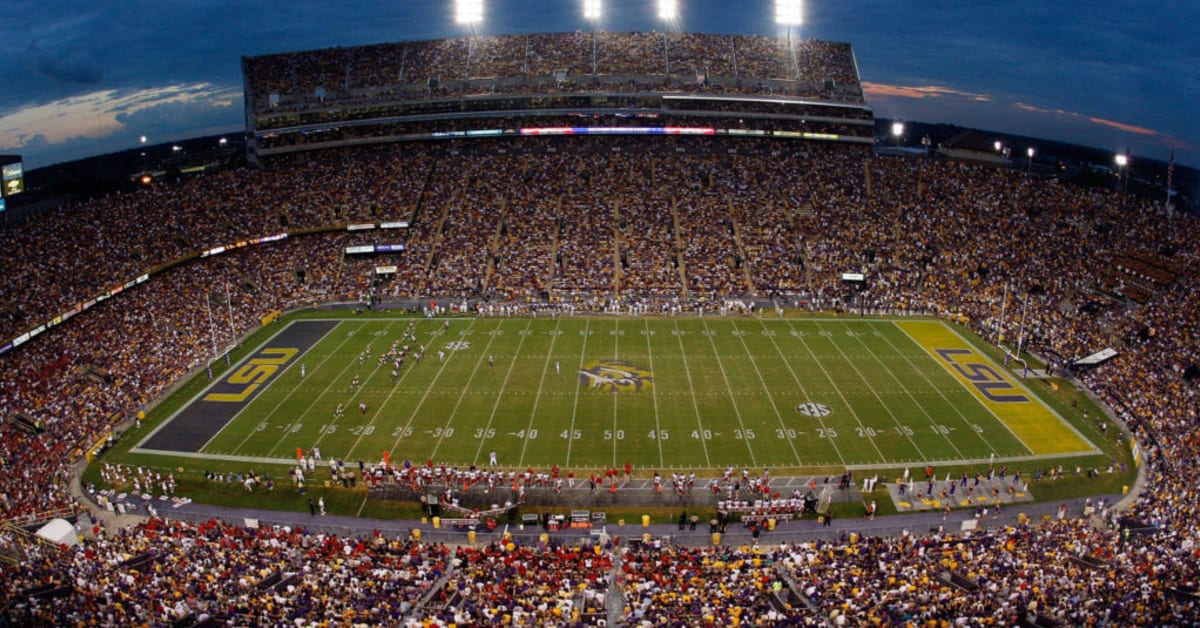 Look: Rankings Name 50 ‘Loudest’ College Football Stadiums - The Spun