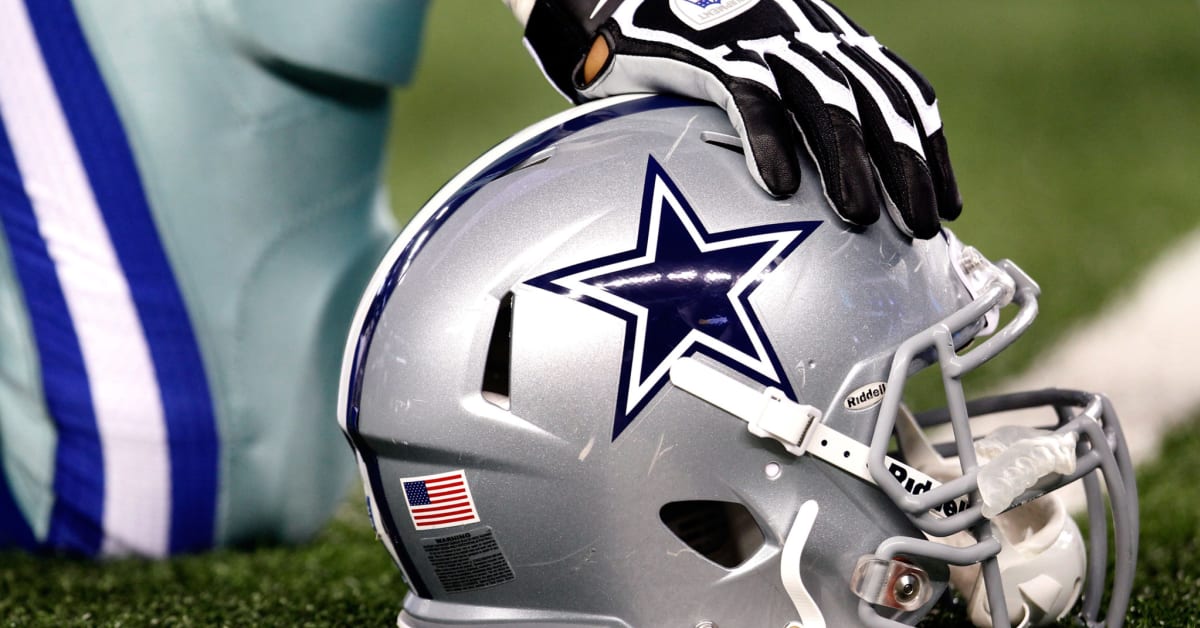 Dallas Cowboys vs Philadelphia Eagles CHRISTMAS EVE Day - 3:25PM - Downtown  Dallas Bar - Frankie's Downtown