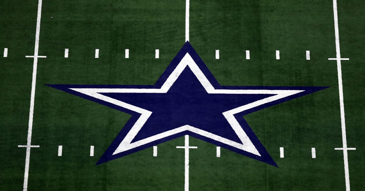 NFL World Reacts To Dallas Cowboys Coffin Photos - The Spun: What's  Trending In The Sports World Today