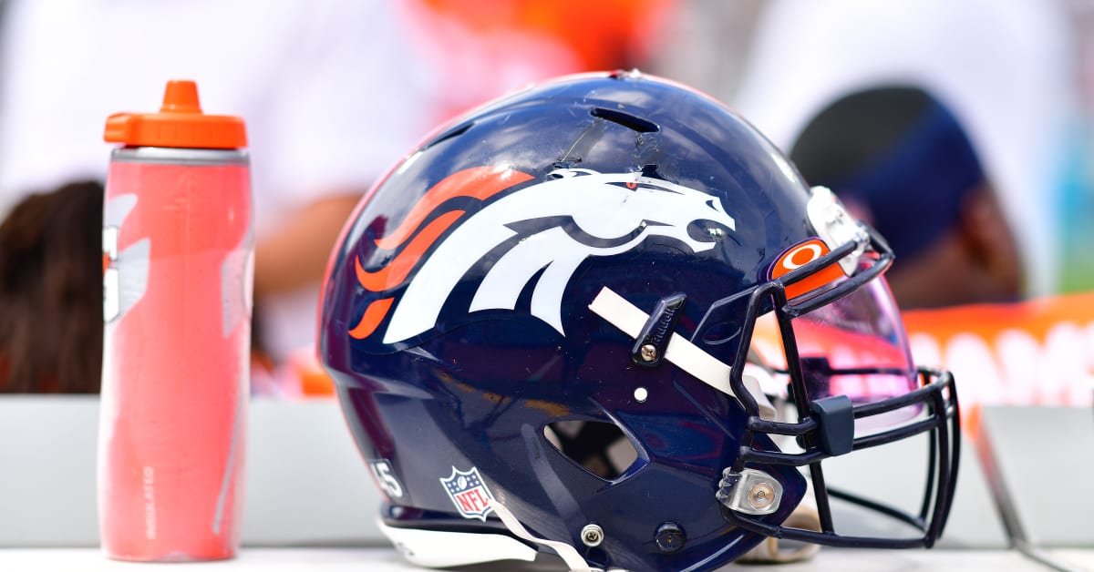 Broncos Sign Veteran Backup QB Josh Johnson - Sports Illustrated Mile High  Huddle: Denver Broncos News, Analysis and More