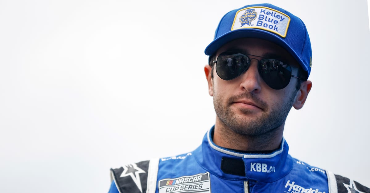 Chase Elliott Wins Regular Season Title: NASCAR World Reacts - The Spun