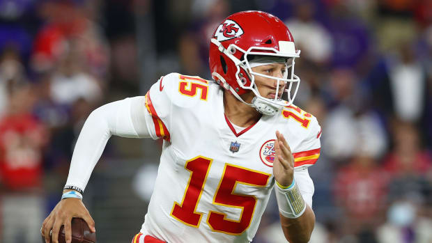 Look: Patrick Mahomes Has Message For Tom Brady - The Spun: What's Trending  In The Sports World Today