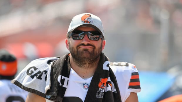 Former Browns center JC Tretter announces retirement from NFL