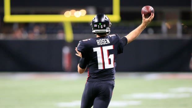 Falcons quarterback Josh Rosen on the field.