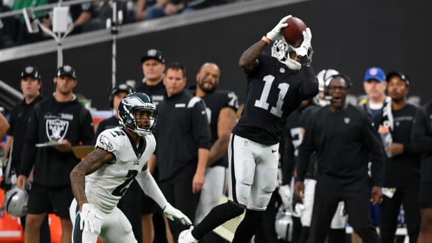Las Vegas Raiders wide receiver Henry Ruggs III catches a pass.