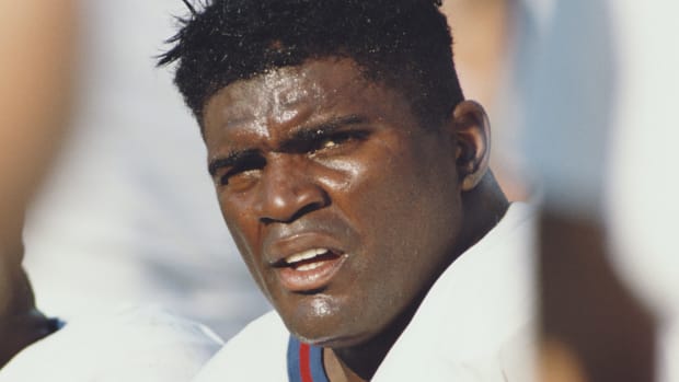 A closeup of Lawrence Taylor.