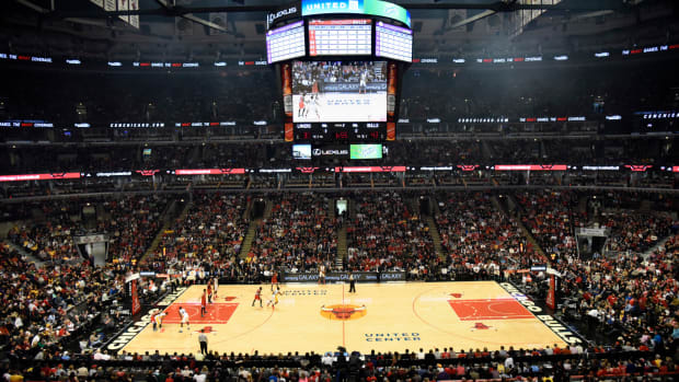 A general view of the Chicago Bull's stadium.