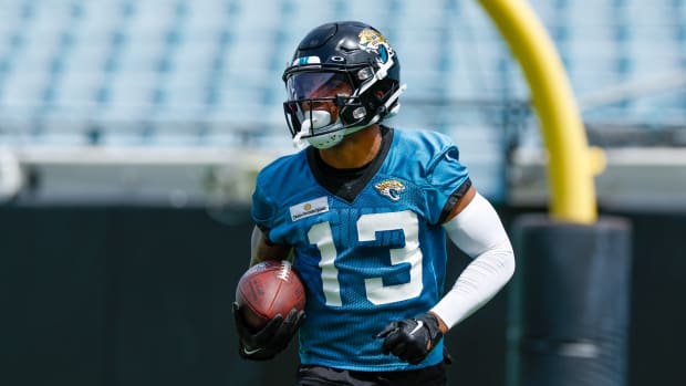 JACKSONVILLE, FL - MAY 23: Jacksonville Jaguars wide receiver Christian Kirk (13) during Jacksonville Jaguars OTA Offseason Workouts on May 23, 2022 at TIAA Bank Field in Jacksonville, Fl. (Photo by David Rosenblum/Icon Sportswire via Getty Images)