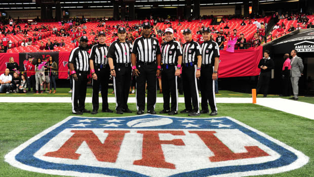 Look: NFL World Furious With Bucs, Bengals Referees - The Spun