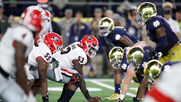 Georgia and Notre Dame players line up for a snap in 2017. They will have their rematch in College Football Week 4.
