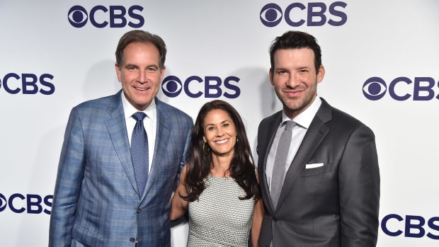 cbs' broadcast team for the super bowl