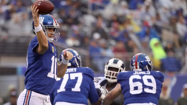 Giants' Eli Manning has dream guest for Season 2 of ManningCast 