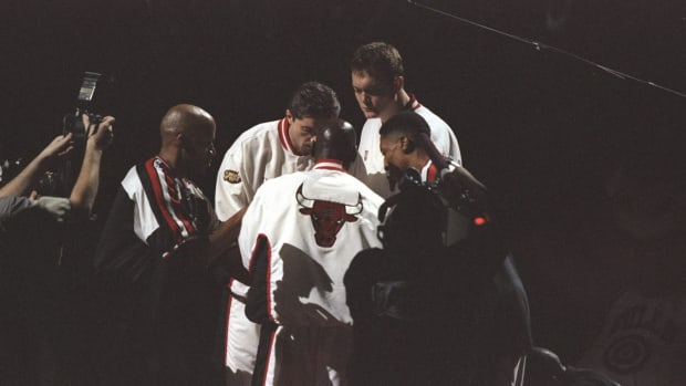 The Chicago Bulls' starters for a 1998 NBA Finals game.