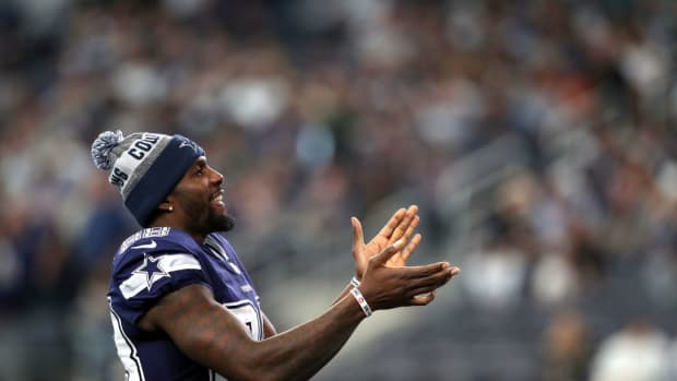 Look: Dez Bryant Reacts To Latest Dallas Cowboys News - The Spun: What's  Trending In The Sports World Today