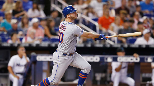 New York Mets slugger Pete Alonso hits a baseball.