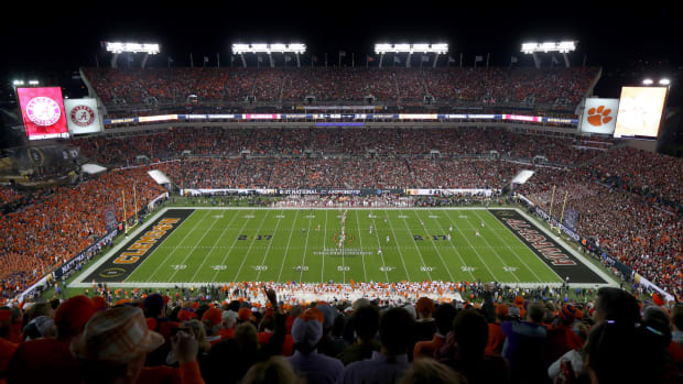 A general view during the first quarter of the 2017 College Football Playoff National Championship Game between the Alabama Crimson Tide and the Clemson Tigers at Raymond James Stadium.