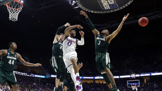 Kansas and Michigan State face off in the NCAA Tournament.